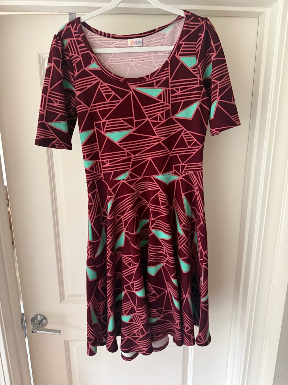 LuLaRoe Burgundy Maroon Dress with Sleeves and Geometric Print | Size Large